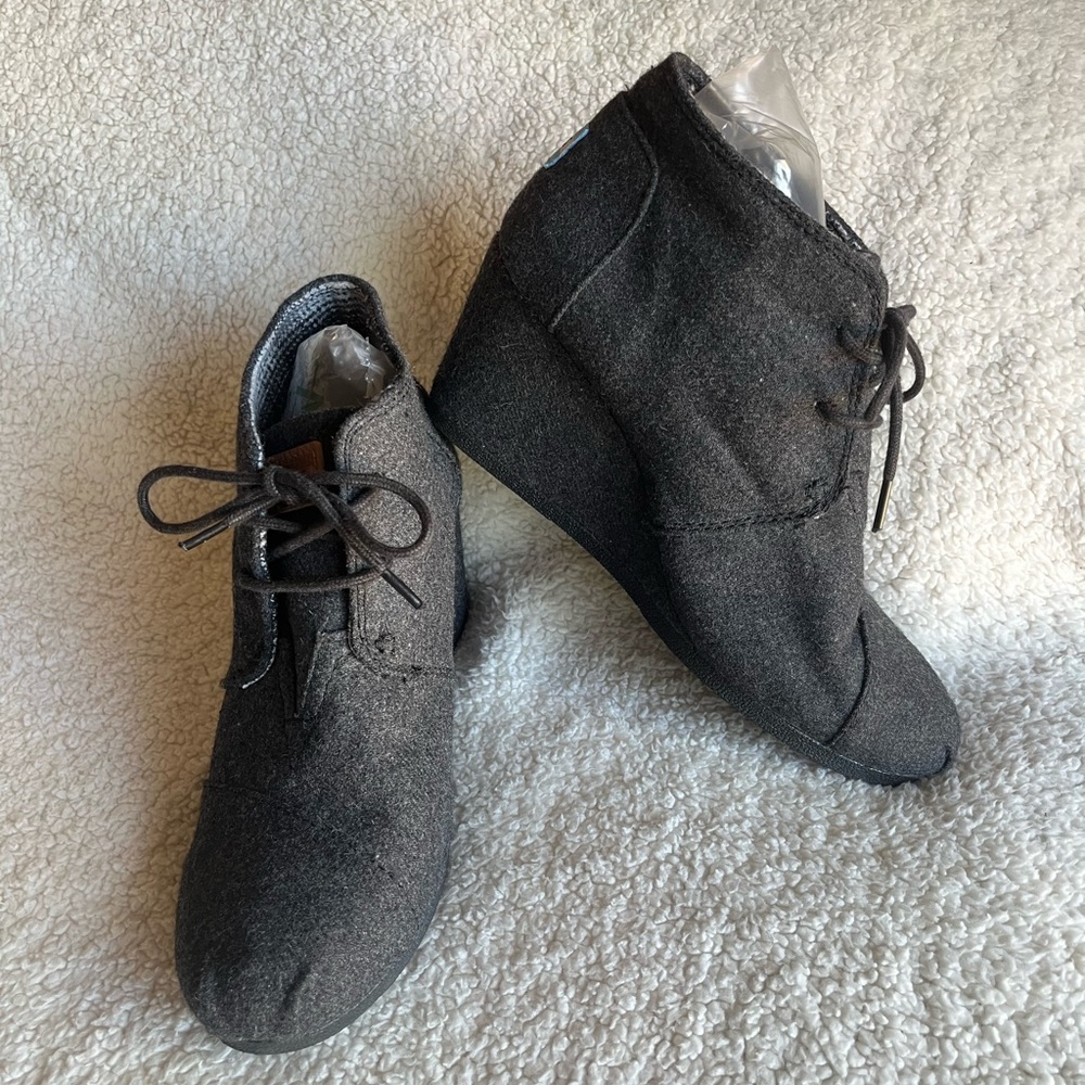 Toms Grey Desert Wedge Wool Booties